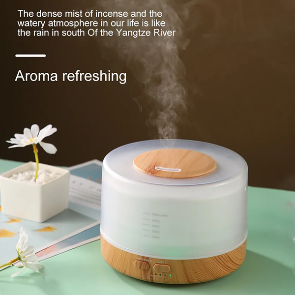 Pniaw round humidifier releasing a dense and refreshing aroma mist, creating a watery and soothing atmosphere like the rain in the south of the Yangtze River.